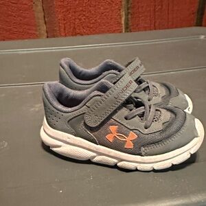 Under Armour Kids' Gray and Orange Sneakers